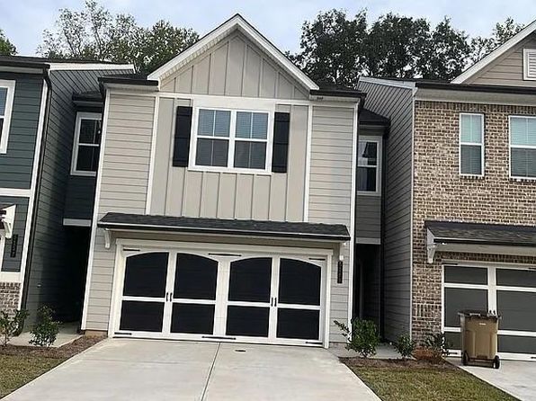 Sidney Square Dr, Flowery Branch, GA