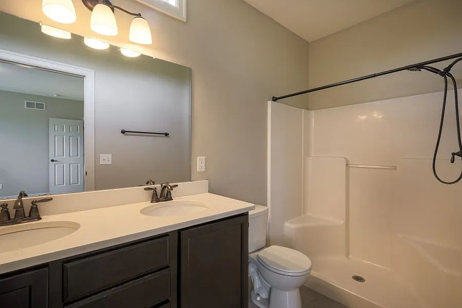 3 bed, 1610 sqft, $2,200 — Photo 3