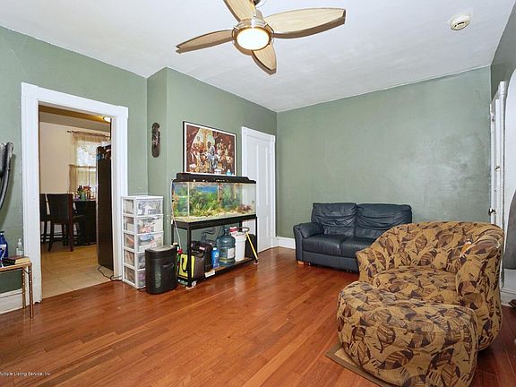 5th image of 15 Sharpe Ave