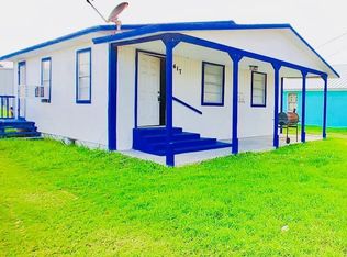 417 N Shore Dr, Port Mansfield, TX 78598