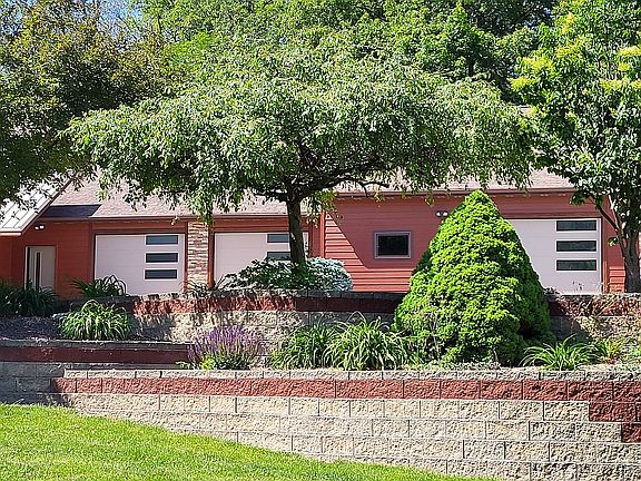 Landscaping extraordinaire!