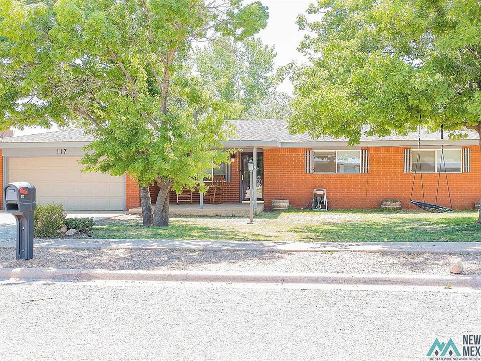 1st image of 117 Cactus Dr