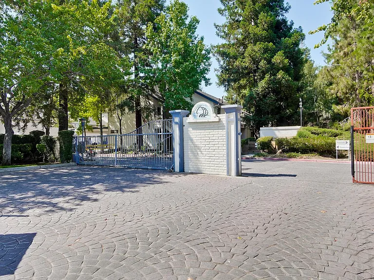 1006 Summerplace Dr — Photo 45
