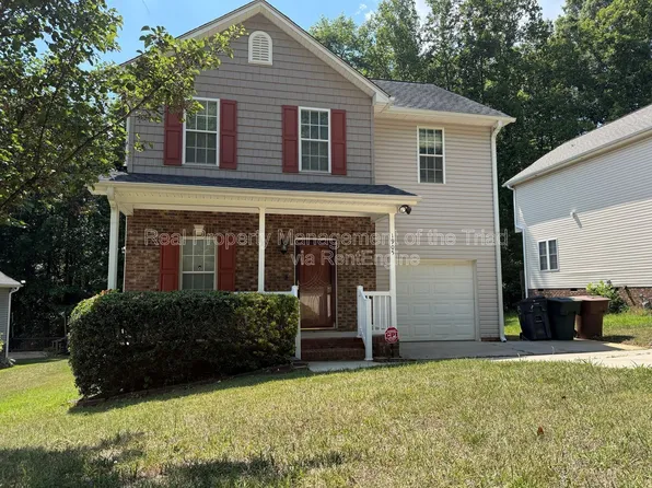 1905 Savannas Run Dr, Greensboro, NC 27405