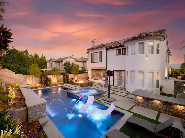 6203 Deerhill Rd, Oak Park, CA 91377