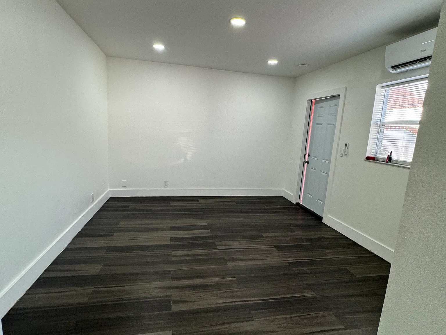 5501 SW 134th Ave — Photo 3