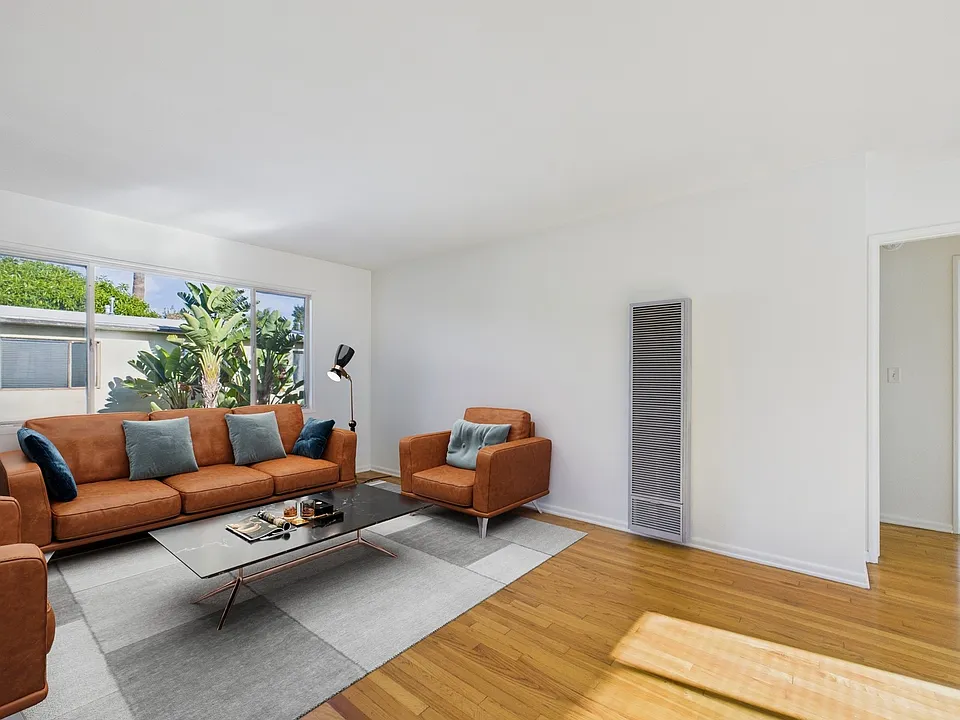 421 San Vicente Apartments