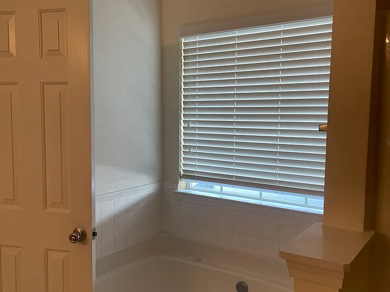 11053 Aliyah Dr — Photo 21