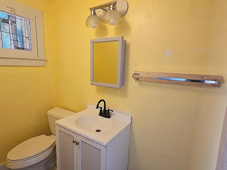 123 Bridge St #1 — Photo 2