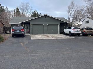 2536 SW 23rd St, Redmond, OR 97756