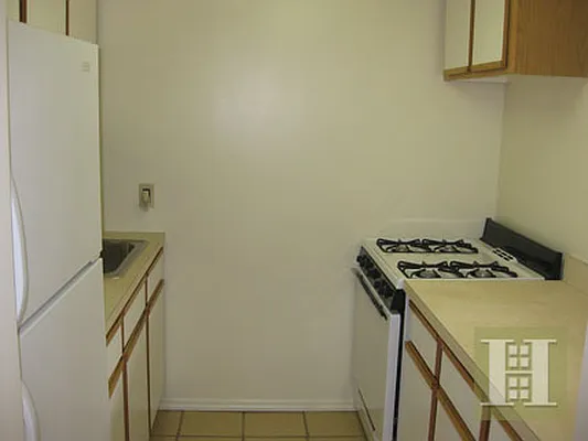 Rented by Halstead Real Estate | media 41