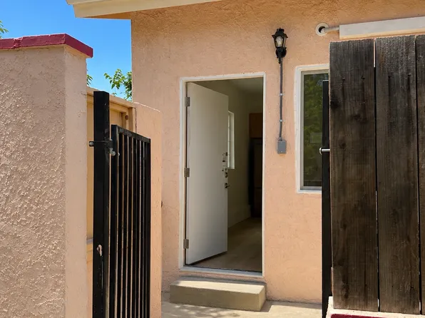 21917 Parthenia St #1/2, Canoga Park, CA 91304