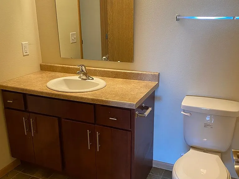 West Lake III Apartments — Photo 62