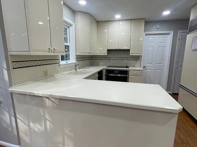 9025 Streamview Ln — Photo 30