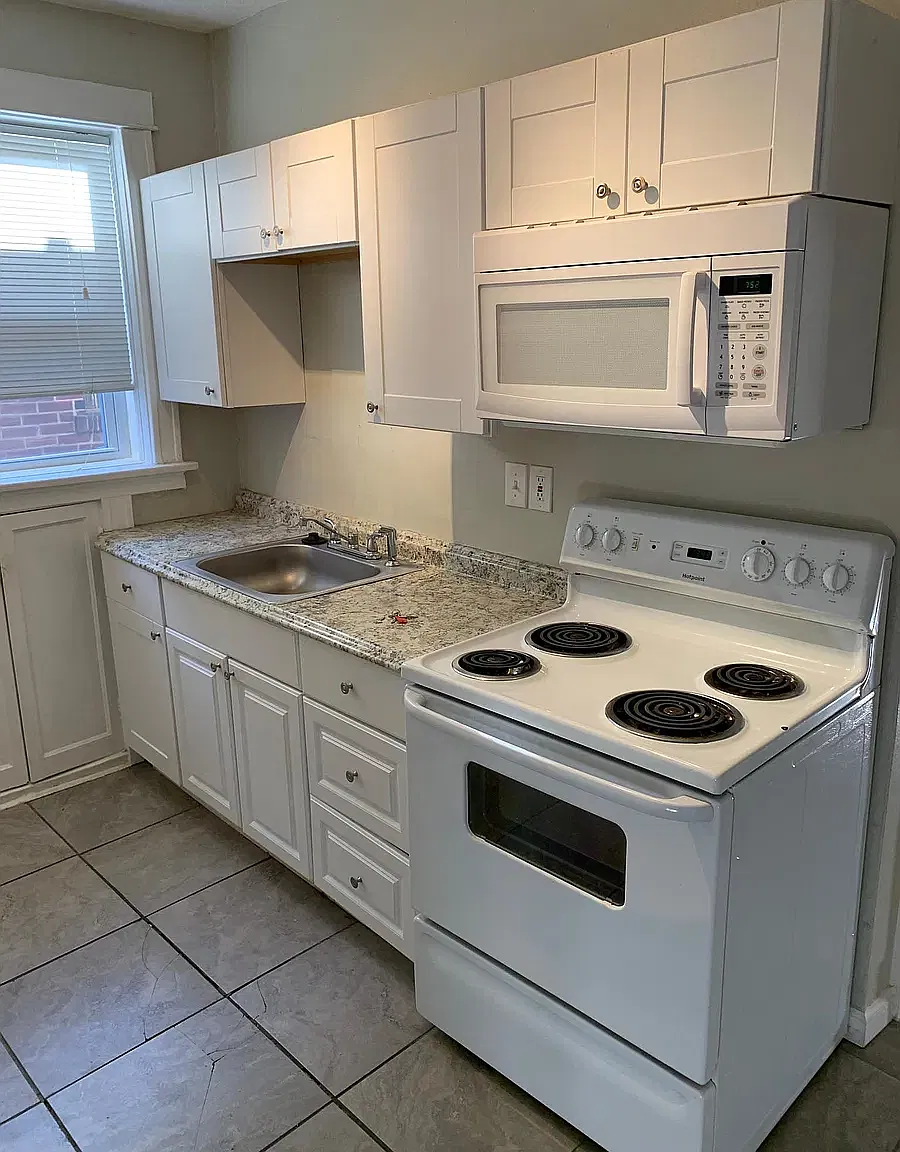 1 bed, 850 sqft, $1,025 — Photo 2