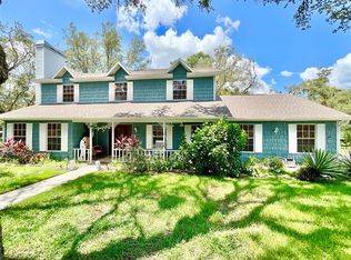 8834 Whispering Oaks Trl, New Port Richey, FL 34654