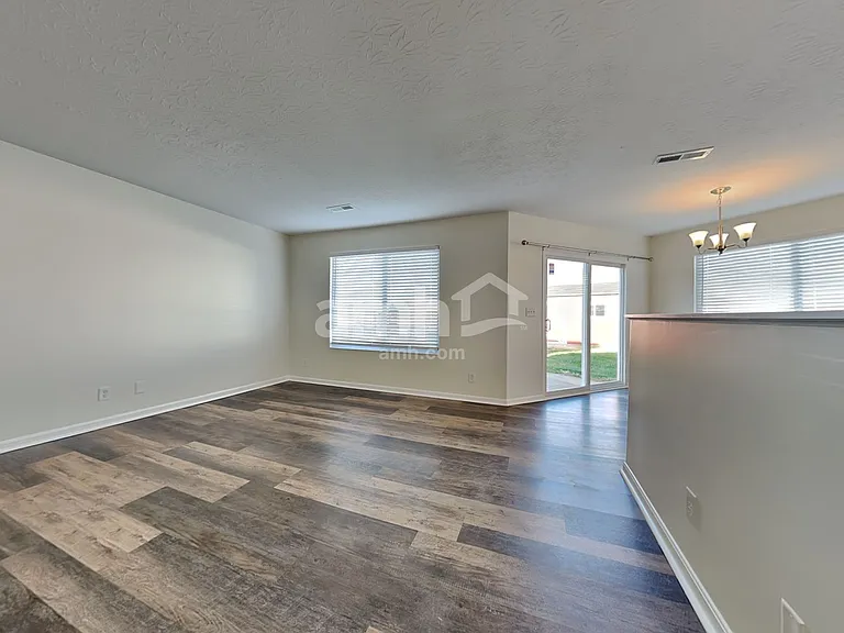 2362 Hummingbird Ln — Photo 5