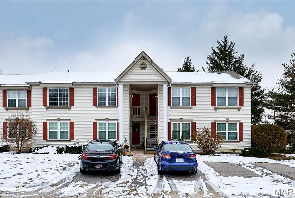 1st image of 78 Sugar Glen Ct #7