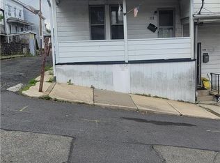 322 W Race St, Pottsville, PA 17901