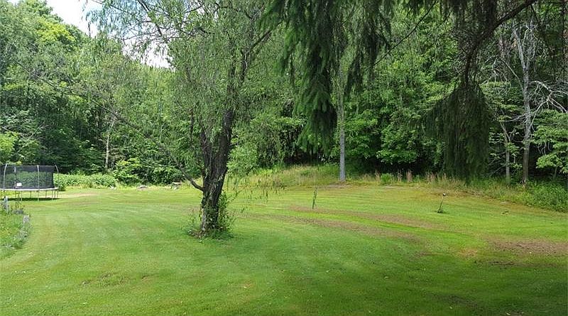 2nd image of 306 Upper Hayes Run Rd