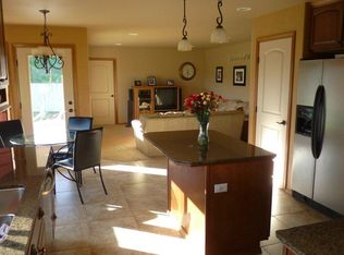 305 Sell Ln, Richland, WA 99352