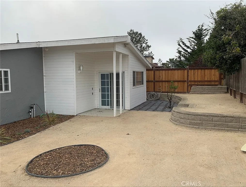 3 bed, 2078 sqft, $5,200 — Photo 4