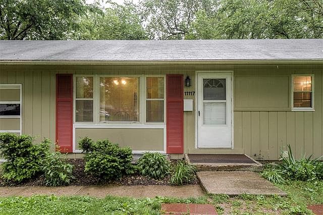 1st image of 11117 Elmwood Ave