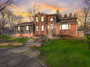 21675 N Hampton Ct, Kildeer, IL
