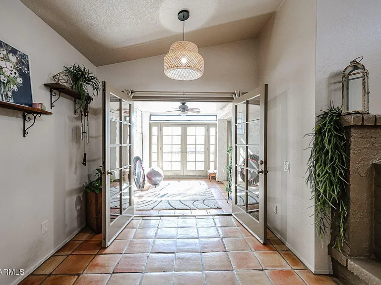 3013 W Phelps Rd — Photo 21