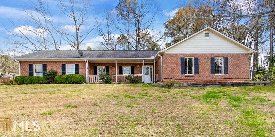 1st image of 944 Pop Laurin Ln
