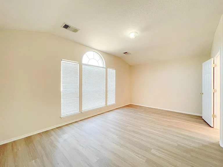 11313 Los Comancheros Rd — Photo 14