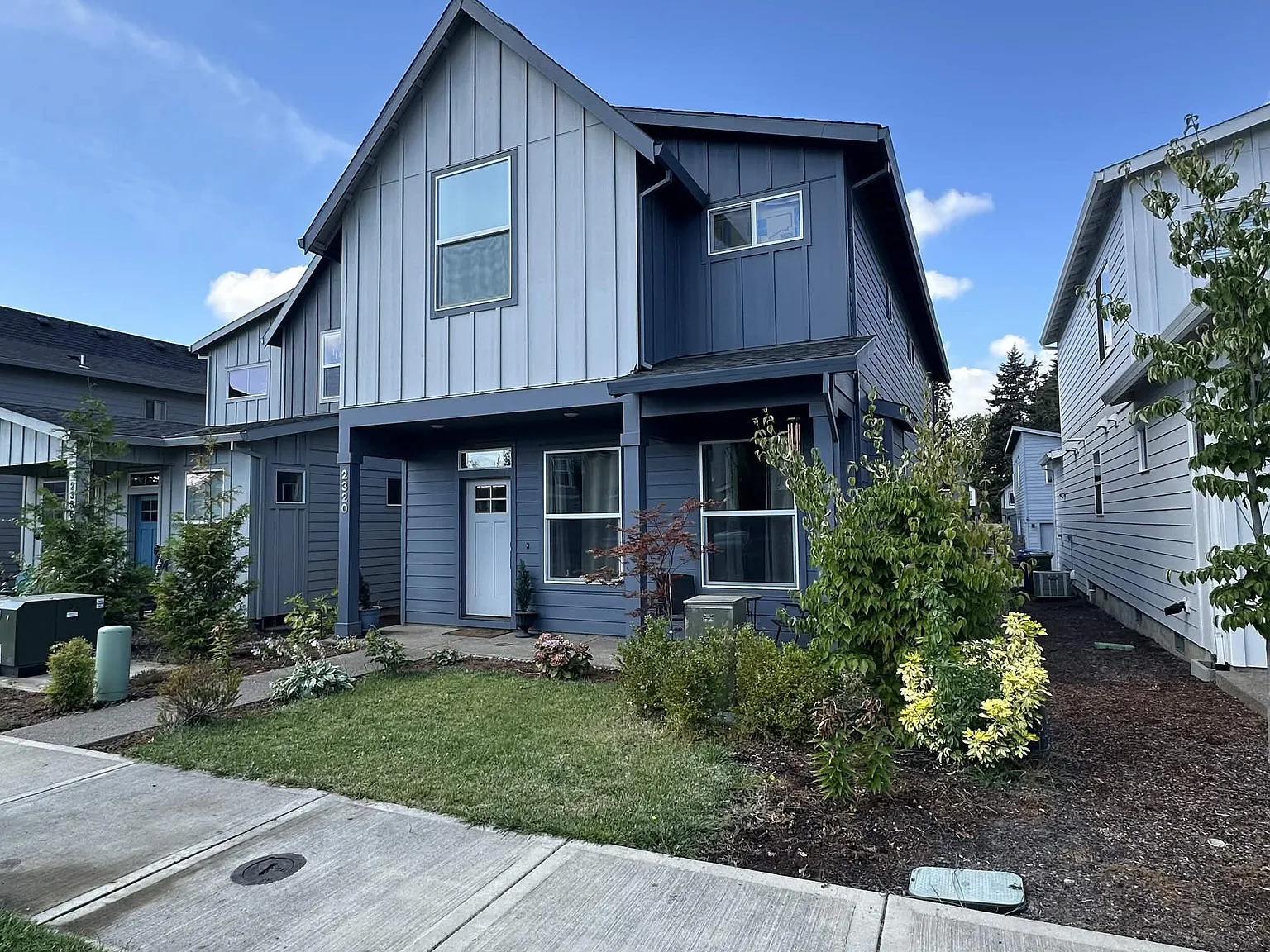 3 bed, 2.5 bath, 1788 sqft, $3,100 — Photo 1