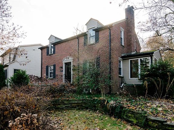 2nd image of 1801 Maryfield Dr