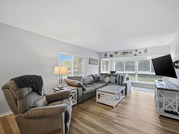 5th image of 3401 Spanish Trail N #148