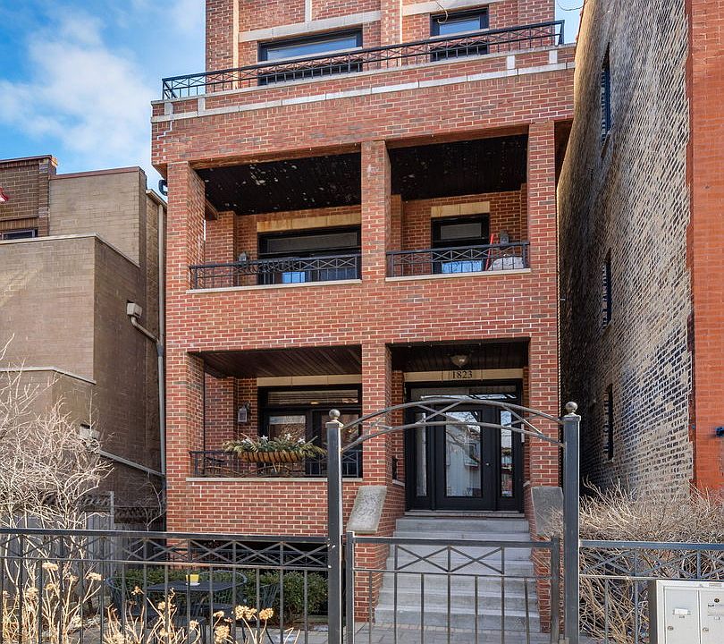 1st image of 1823 N Sheffield Ave #2