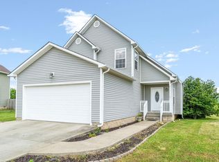 106 N Cavalcade Cir, Oak Grove, KY 42262