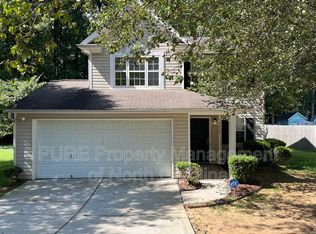 5814 Lawnmeadow Dr, Charlotte, NC 28216
