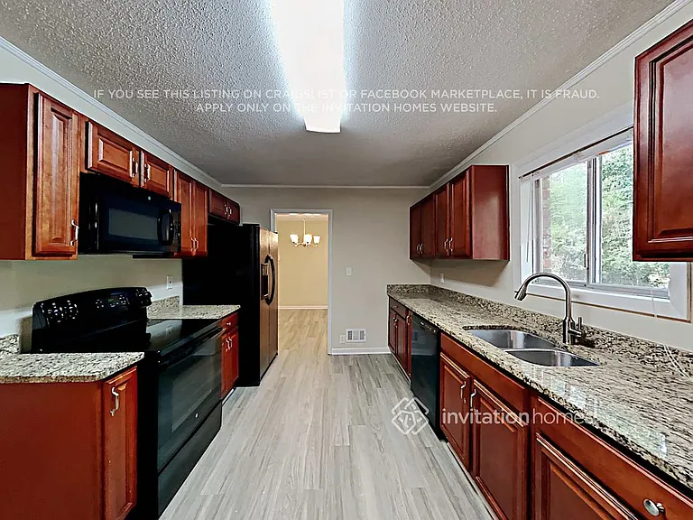 4245 Valley Lake Ter — Photo 9