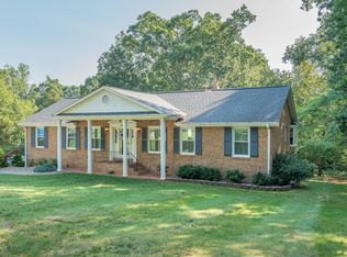 212 Queen Regent Ct, Blue Ridge, VA 24064