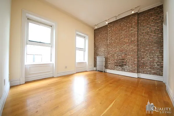 Rented by (Legacy) NY Quality Living Uptown | media 9