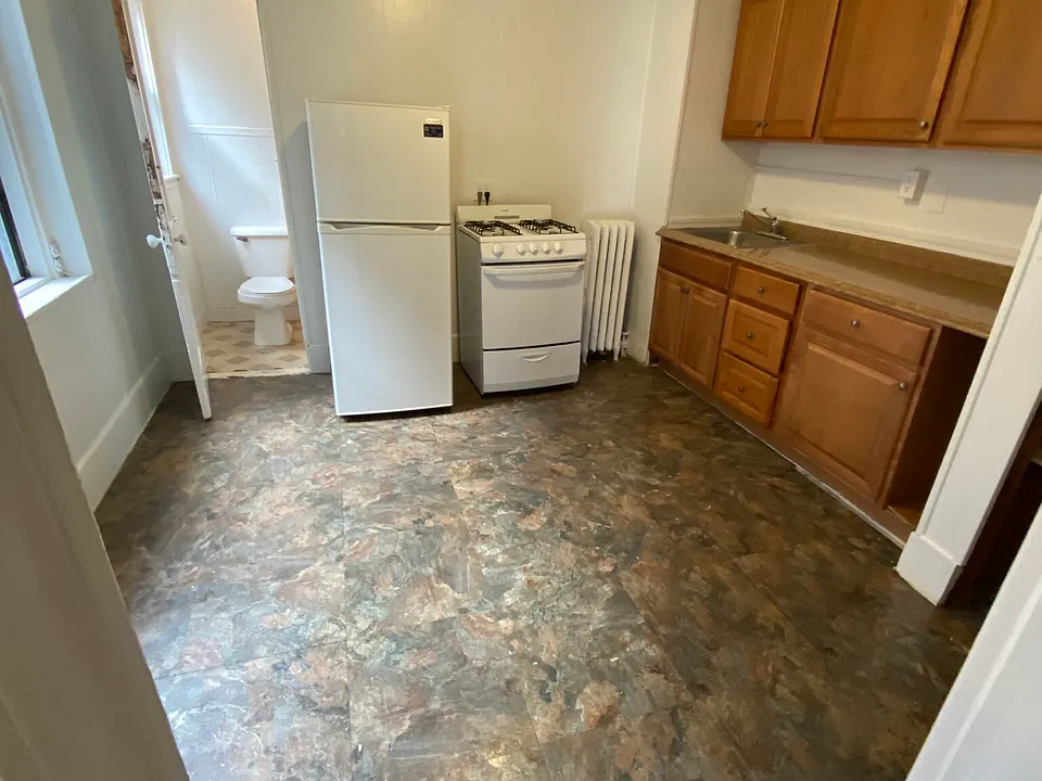7 Myrtle St #3