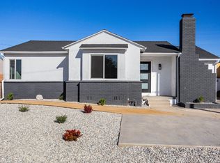 5447 W 123rd Pl, Hawthorne, CA 90250