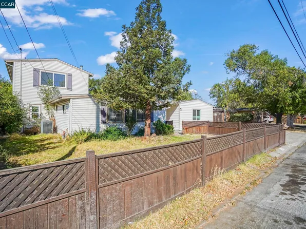 1501 Darlene Dr, Concord, CA 94520
