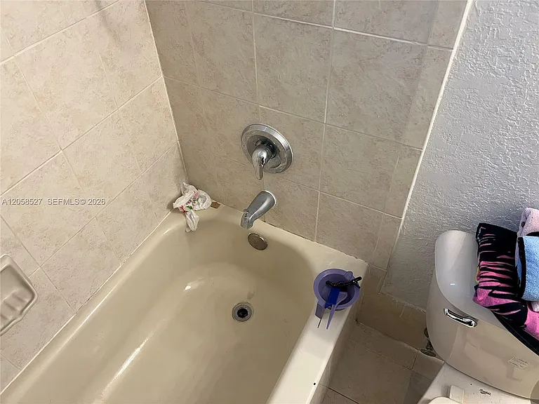 1535 SE 26th St #200 — Photo 36