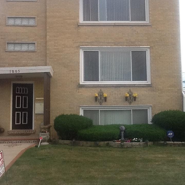 2nd floor available April 1 2018