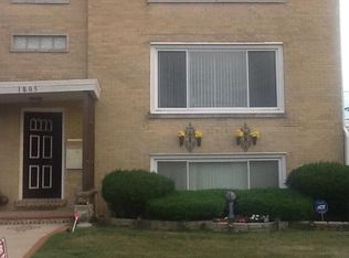 1805 Memorial Dr #2, Calumet City, IL 60409