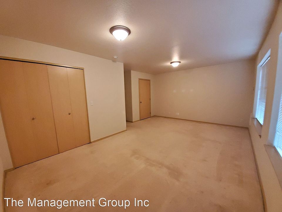 1st image of 5313 NE 66th Ave #D40