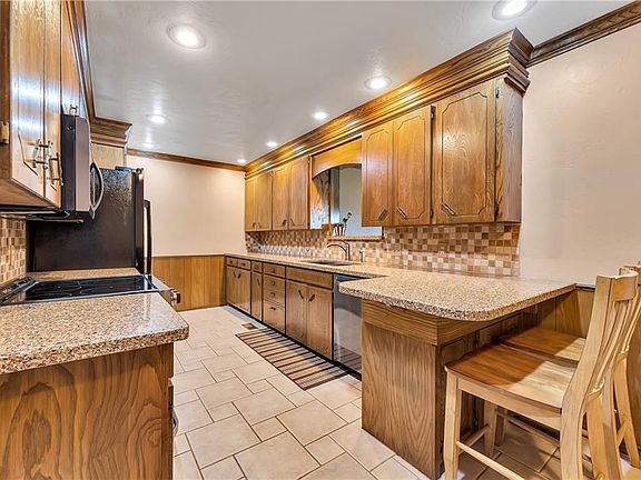 3rd image of 1912 N Watts St #1912
