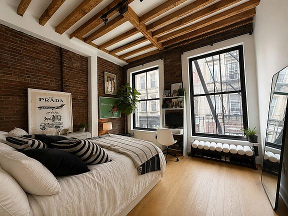 4th image of 84 Franklin St #2