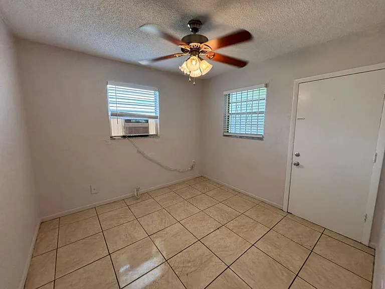 14120 NW 24th Ct — Photo 17